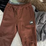 The North Face Joggers Photo 0