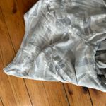 Gap  Favorite T shirt Green Camo, Size xl green long sleeve Photo 3