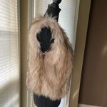 BB Dakota  Faux Furry Vest NWT Photo 2