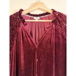 Umgee Velvet Sequin Sleeve Top Size Womens M Blouse Burgundy Party Holiday Photo 4