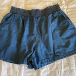 Universal Threads Denim Shorts Photo 0