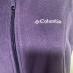 Columbia  fleece woman size SMALL purple zip up vest with pockets Photo 2