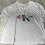 Calvin Klein T-Shirt Photo 5