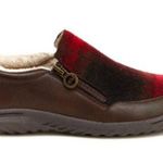 Jambu JBU by Crimson Memory Foam Red Buffalo Plaid Slip on Shoes Size 7.5M Photo 0