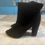 Rue 21 Open-toed ankle boots with rose printed heels Photo 5