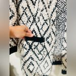 Solitaire Anthropologie  Sweater Coat Black White Geometric Womens Size L Photo 5