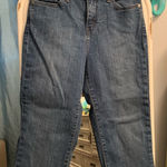 Levi's 👖👖👖BOGOHO 👖👖👖Levi’s Denim Capris Photo 0