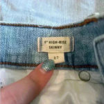 Madewell  9" Mid-Rise Skinny Crop Jeans in blue Asbury Wash: Button-Front Edition Photo 9