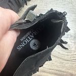 Curations Caravan Women’s 5M Black Fringe Sandals Shoes Size 5 Photo 5