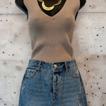 Old Navy  size 6 denim‎ skirt high rise Photo 0