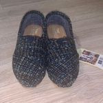 Toms NWT Women’s 7.5 Blue Tweed Classic Slip on Shoes Dark Blue Boucle Photo 1