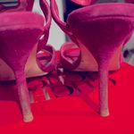 Carolina Herrera Fuschia Suede Sandals, Size EU 39, in Original Box Retail $510 Photo 8