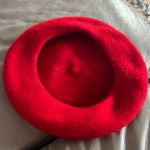French red wool berret hat Photo 2