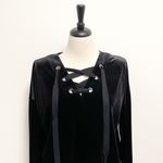 Bobeau Black Velvet Corset Tie V Neck 3/4 Sleeve Top NWT Large Stretch Photo 2