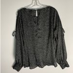 Lane Bryant Black And White Cold Shoulder Long Sleeve Shirt Blouse SZ 20 Photo 5