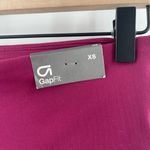 Gap  FIT Leggings Size Extra Small NWT Dry Wicking Breathable Capri Cropped Photo 5