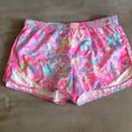 Lilly Pulitzer Ocean Trail Shorts size medium Shell Me Something Good Photo 1