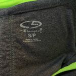 Champion  workout top size S Photo 2