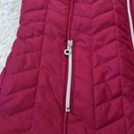 Andrew Marc Marc New York  Quilted Vest Color Burgundy Size M NWOT Photo 2