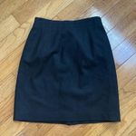 Norton Mcnaughton Vintage 100% virgin wool black knee length skirt Sz 8 Petite Photo 2