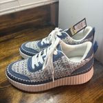 Universal Threads  Blue And White Sneakers Size 9.5 Photo 1