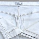 Abercrombie & Fitch NWT The 4” Mom Short High Rise Curve Love soft White Sz. 24 Photo 2
