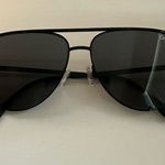 Quay Australia  Sunglasses Black Aviator Photo 0