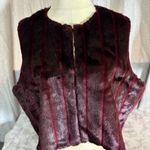 Source Unknown Faux fur vest woman’s 3X, burgundy Photo 5