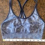 Women’s B&W Tie Photo 4