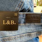 L&B  Blue Distressed High Rise cropped Women’s Plus Jeans Size 22 New Photo 12