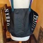 Urban Outfitters  Photo 0