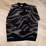 Gymshark Sweatshirt Photo 2