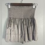  Shorts Natural Life Daisy Skort silver smocked size XS Photo 1