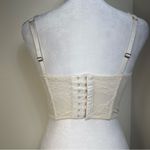 Victoria's Secret  Lace white Corset Top no tag is like sz XS 
SEE ALL PICTURES Photo 8