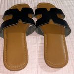 Shade & Shore  Size S (5/6) Sandals Photo 4