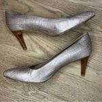 Stuart Weitzman  Silver Woven Pumps Pointed Toe Low Heels Women’s Size 7.5 Photo 7