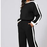 Black and White Tracksuit Set, Loose Fit Size undefined Photo 7
