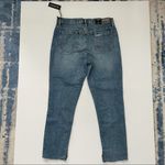 BLANK NYC  Women’s Tulip Hem Cropped Jean Size 29 Photo 8