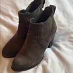 UGG  Brown leather/suede Ankle Booties with Chunky Heel Photo 0