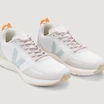 VEJA Impala Shoes Size 9 Photo 1