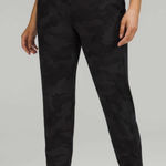 Lululemon  Ready to Rulu High-Rise Jogger size 6 Photo 0