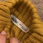 Elodie  small mustard crop sweater Photo 5