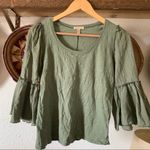 Bordeaux ☀️ Green  bell sleeve top Photo 1