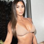 SKIMS NWT ‎ Everybody Triangle Bralette CLAY Bra  Nude Beige Size S Photo 1