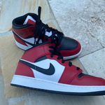 Nike Air Jordan 1 Mid GS Photo 0