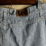Lee high rise vintage mom shorts 16- medium Photo 8