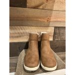 Eddie Bauer  Ladies Warm Lined Cushioned Footbed Siren Winter Boot Tan Size 8 Photo 3
