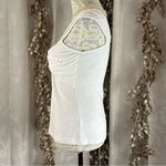 Listicle  Women’s M white Ribbed Twist Front Sleeveless Top Medium‎ Photo 3