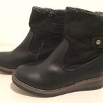 Black Leather Boots, Size 8 Photo 0