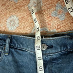 Abercrombie & Fitch NWT  The 4” Mom Short High rise shorts size 16 or 33 Photo 5